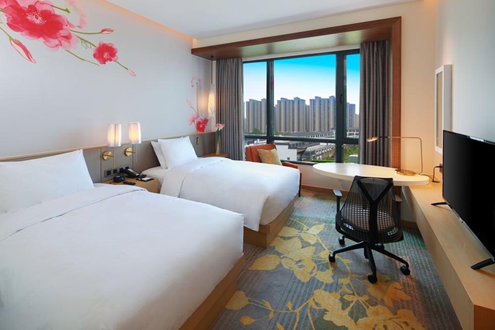 Hilton Garden Inn Wiener Neustadt Dış mekan fotoğraf
