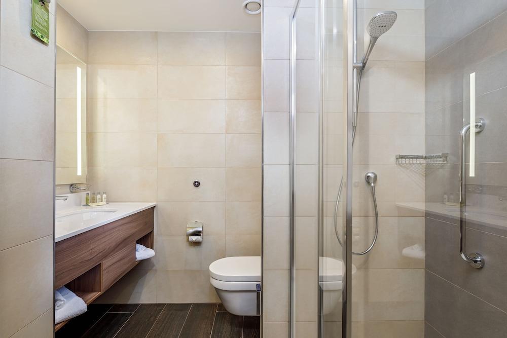 Hilton Garden Inn Wiener Neustadt Dış mekan fotoğraf