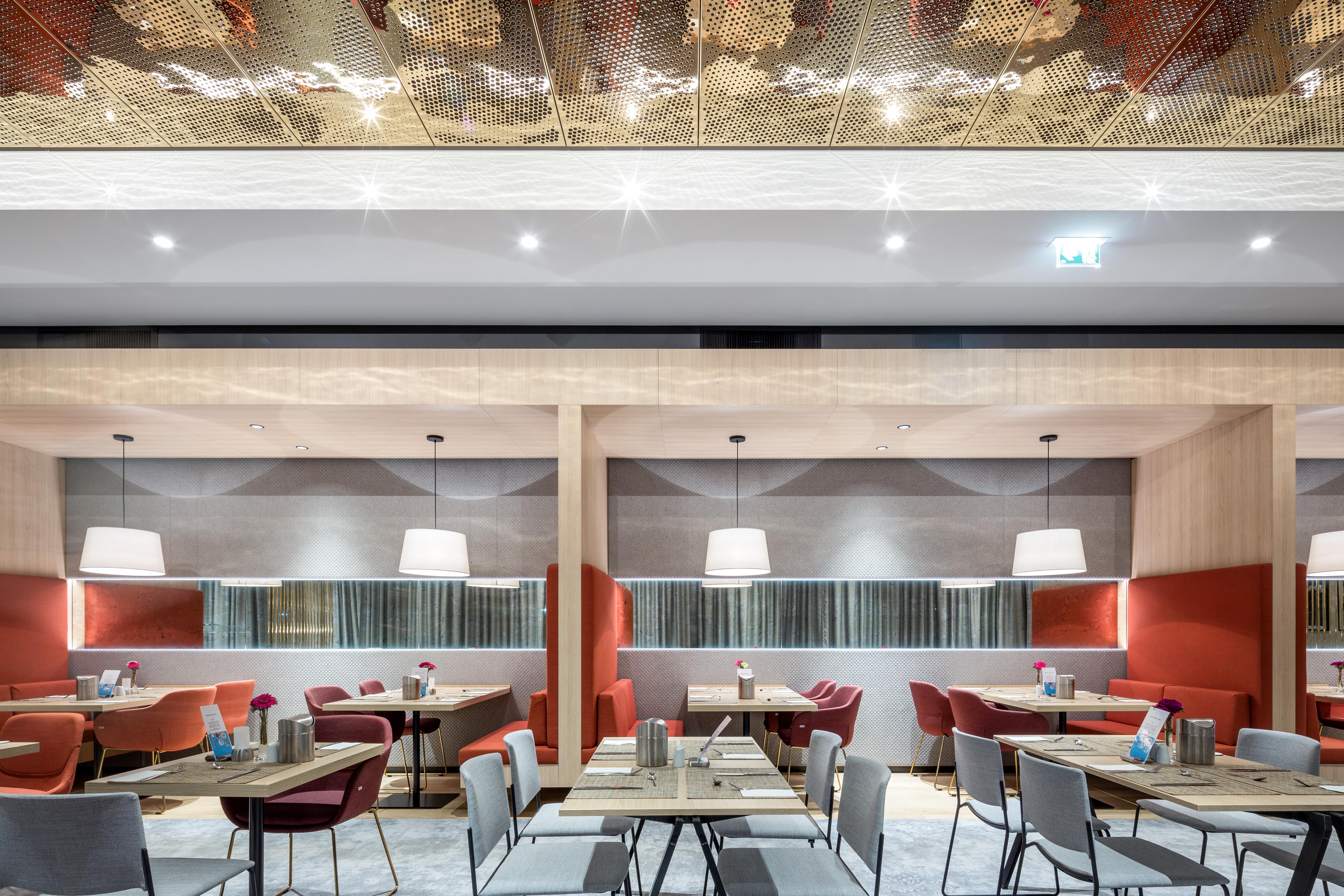 Hilton Garden Inn Wiener Neustadt Dış mekan fotoğraf