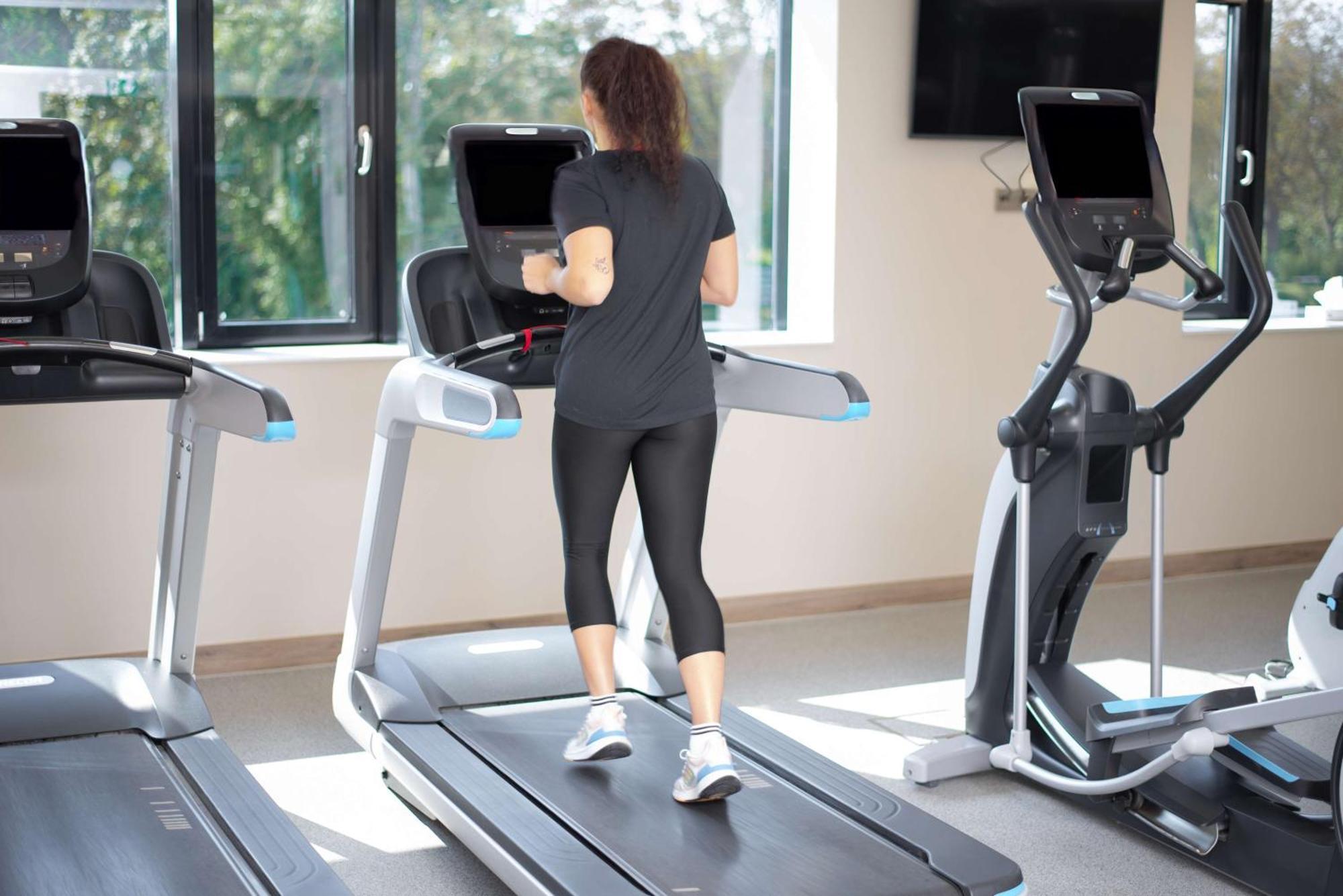 Hilton Garden Inn Wiener Neustadt Dış mekan fotoğraf