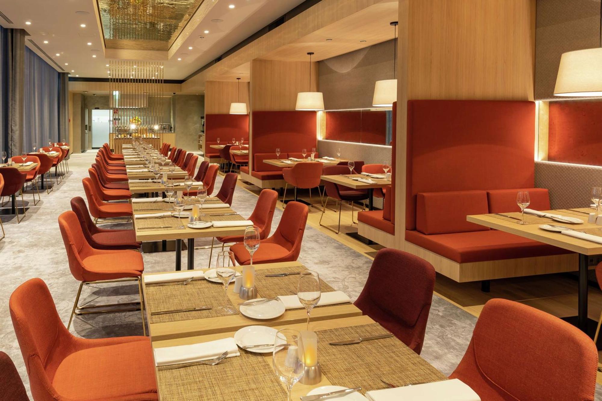 Hilton Garden Inn Wiener Neustadt Dış mekan fotoğraf